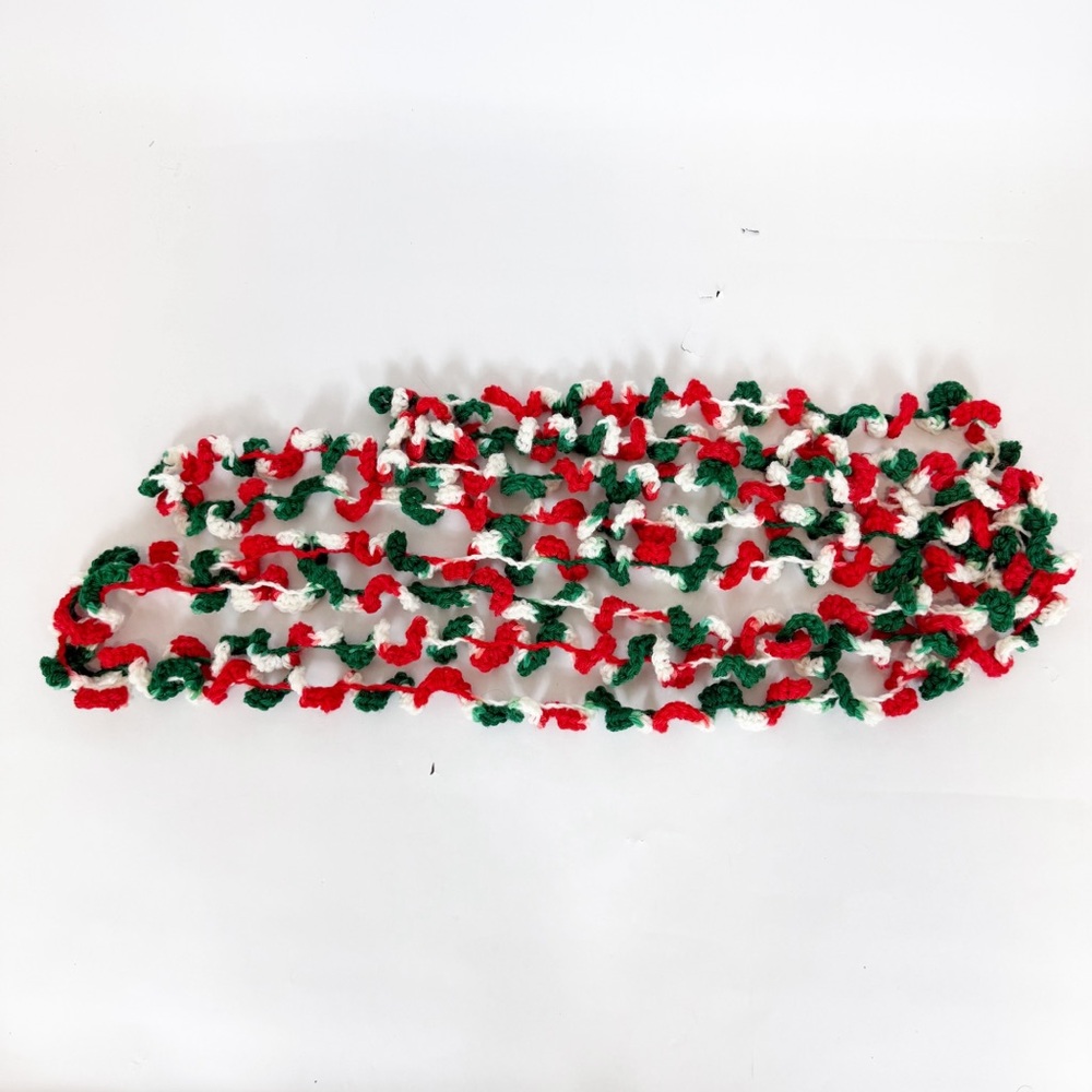 Handmade Crocheted Christmas Garland Red White Green Traditional 18’ Vintage